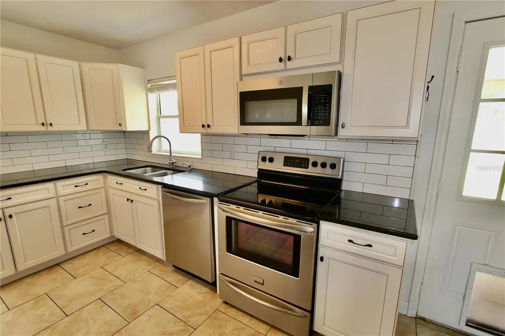 55 Randia Drive Orlando FL 32807