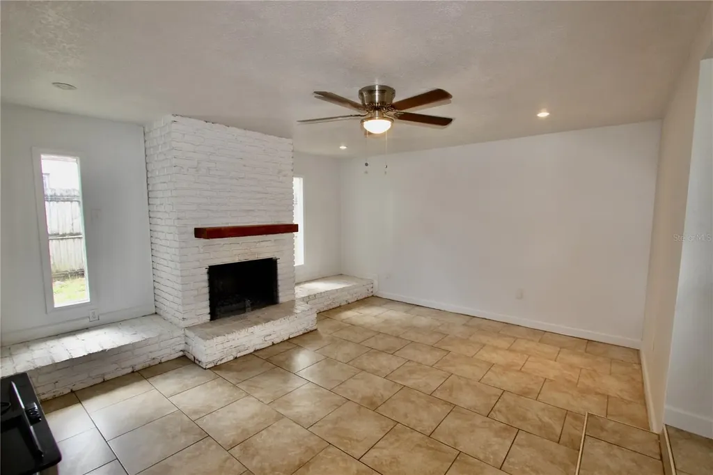 55 Randia Drive Orlando FL 32807
