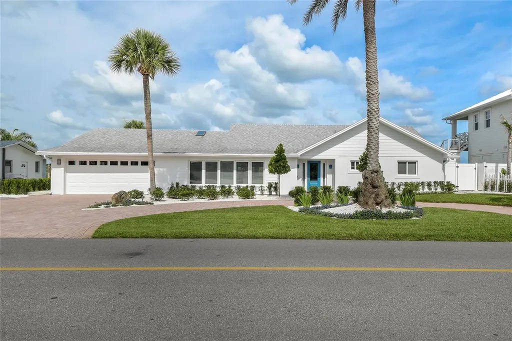 232 Quay Assisi New Smyrna Beach FL 32169