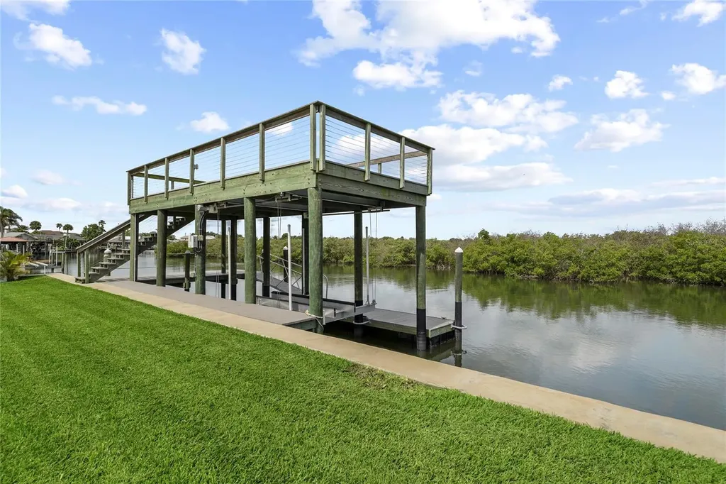 232 Quay Assisi New Smyrna Beach FL 32169
