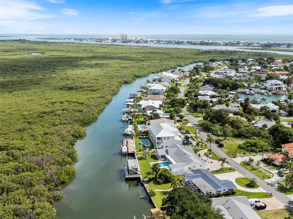 232 Quay Assisi New Smyrna Beach FL 32169