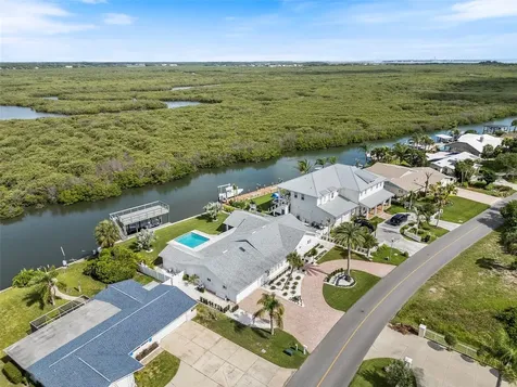 232 Quay Assisi New Smyrna Beach FL 32169