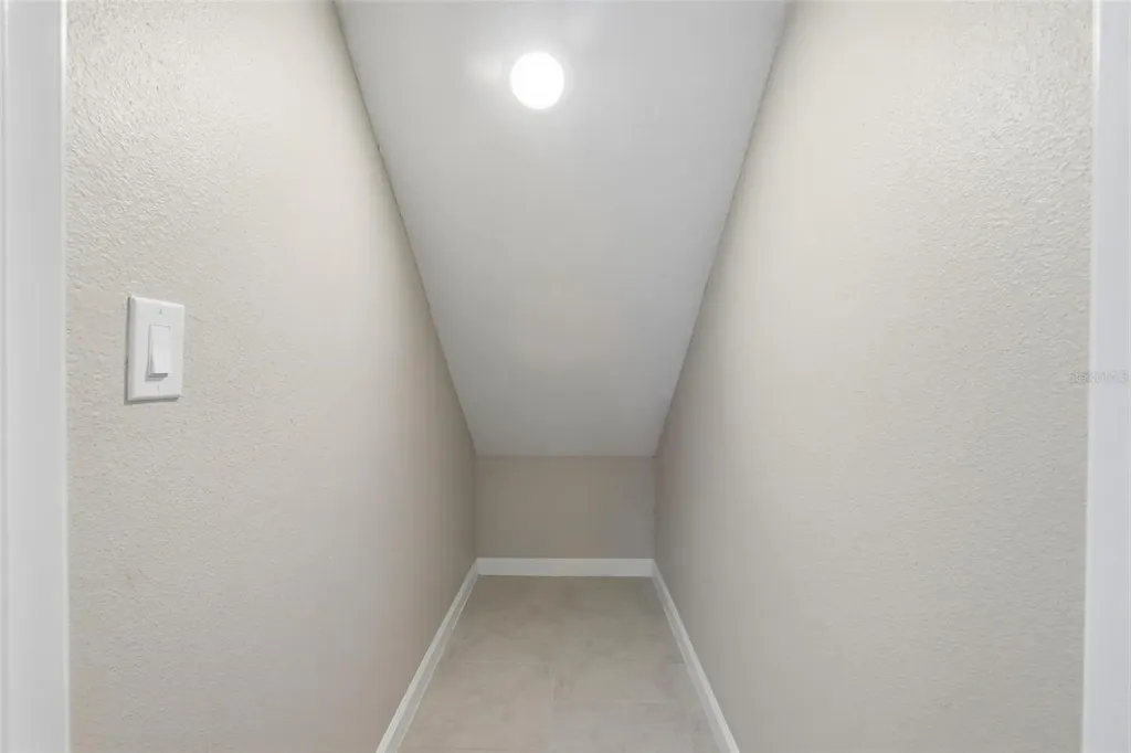 1037 River Otter Way Deland FL 32720