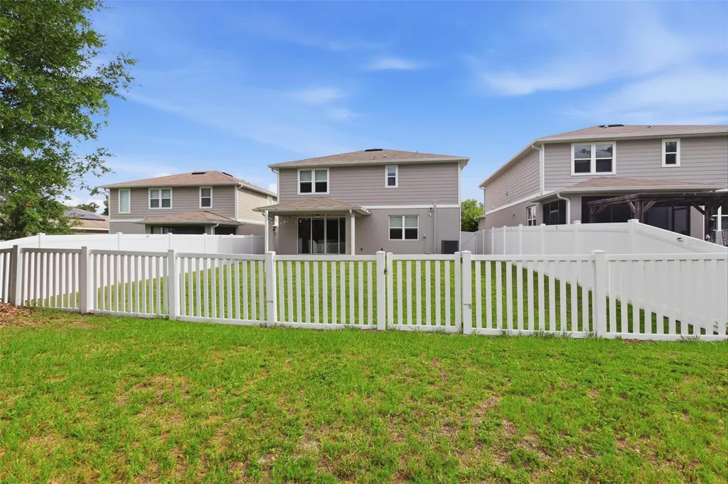 1037 River Otter Way Deland FL 32720