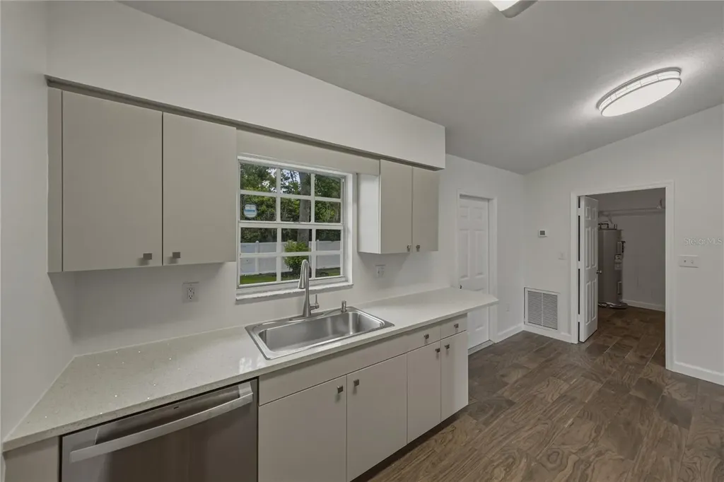 36844 Church Avenue Dade City FL 33525