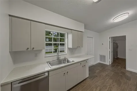 36844 Church Avenue Dade City FL 33525
