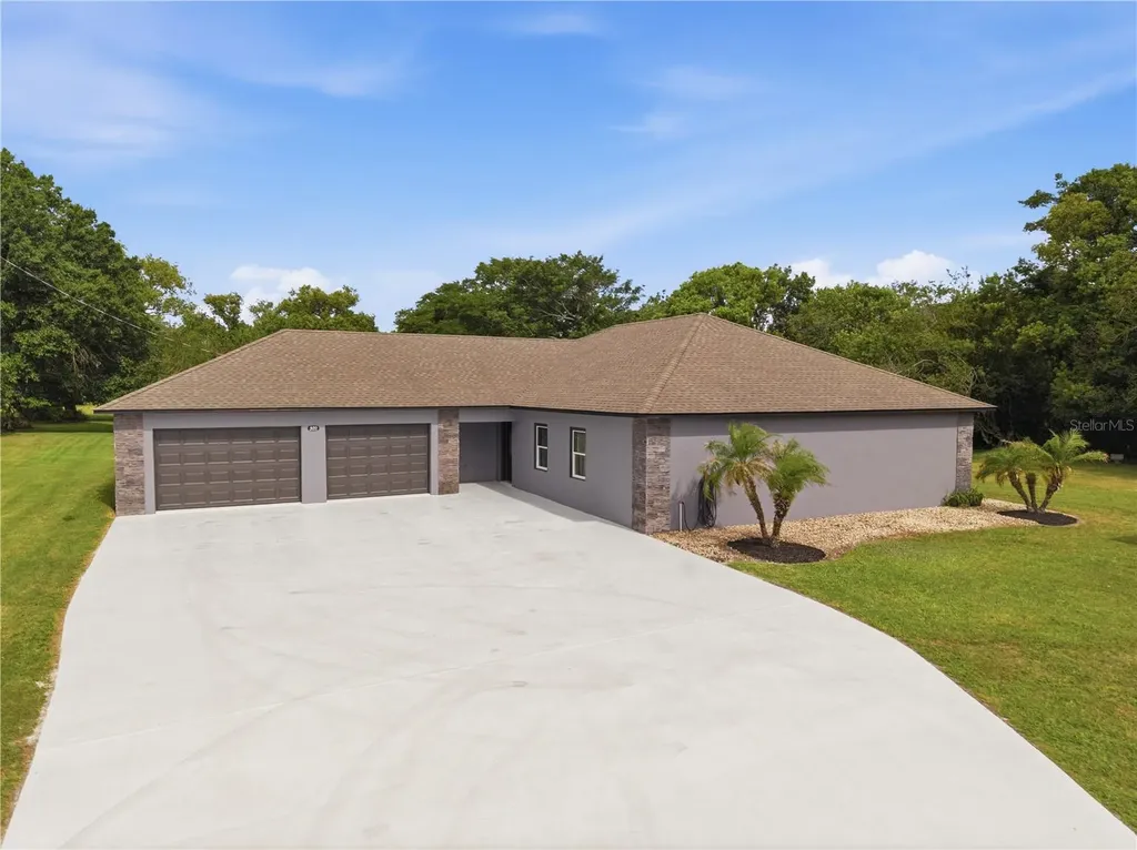 450 Rosedale Avenue St Cloud FL 34769