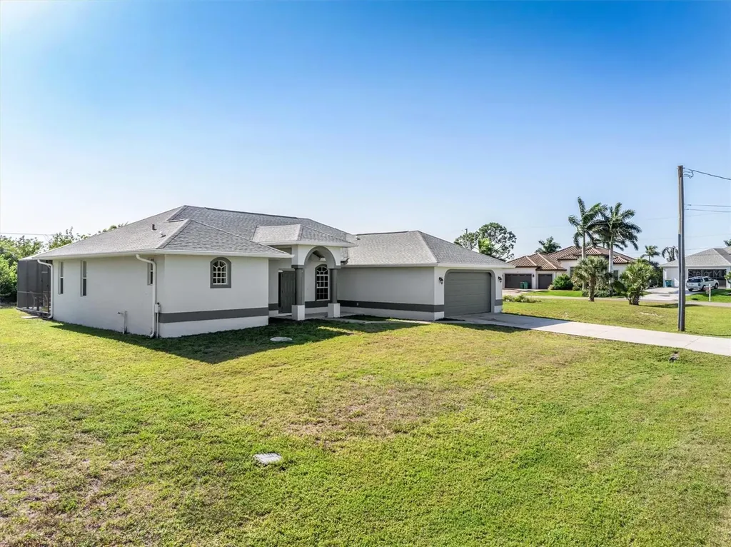 10056 Lebanon Drive Port Charlotte FL 33981