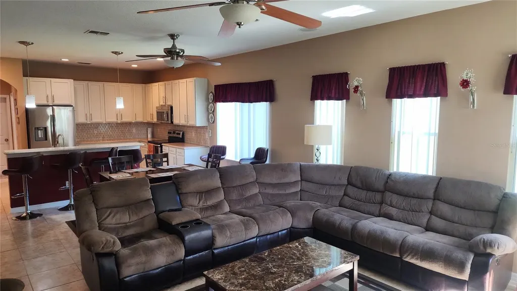 1915 Acacia Drive Kissimmee FL 34758