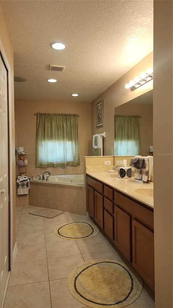 1915 Acacia Drive Kissimmee FL 34758
