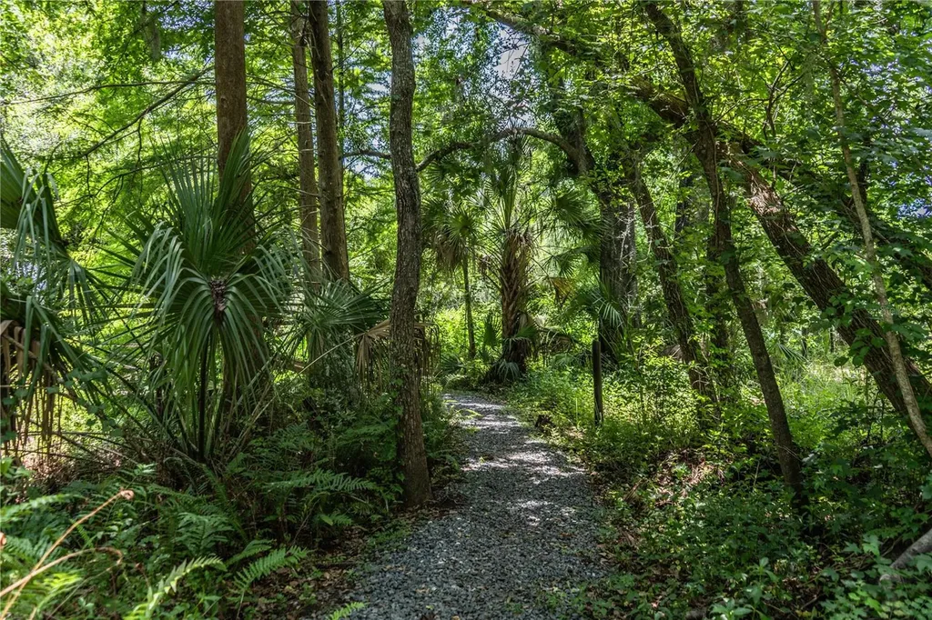 7375 Millbrook Oaks Drive Lakeland FL 33813