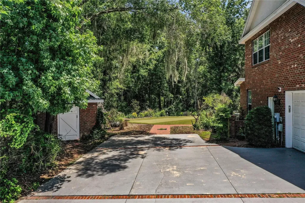 7375 Millbrook Oaks Drive Lakeland FL 33813