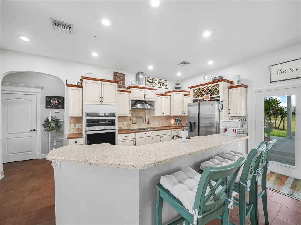 2910 Fairway Bowling Green FL 33834
