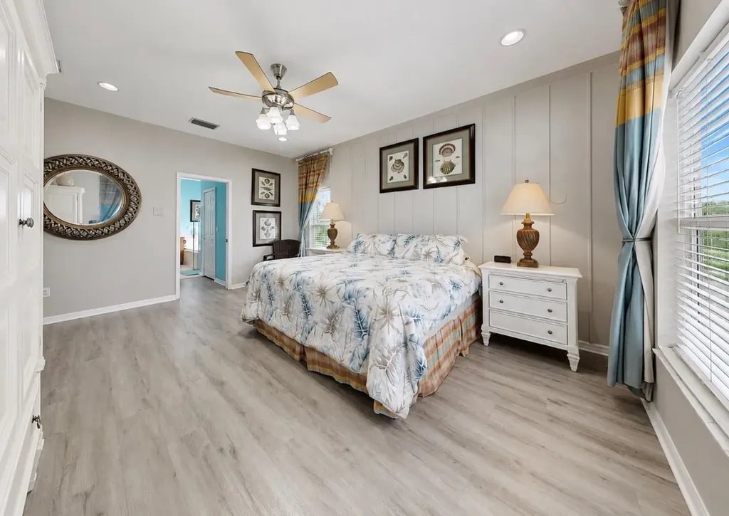827 Seminole Sky Drive Ruskin FL 33570