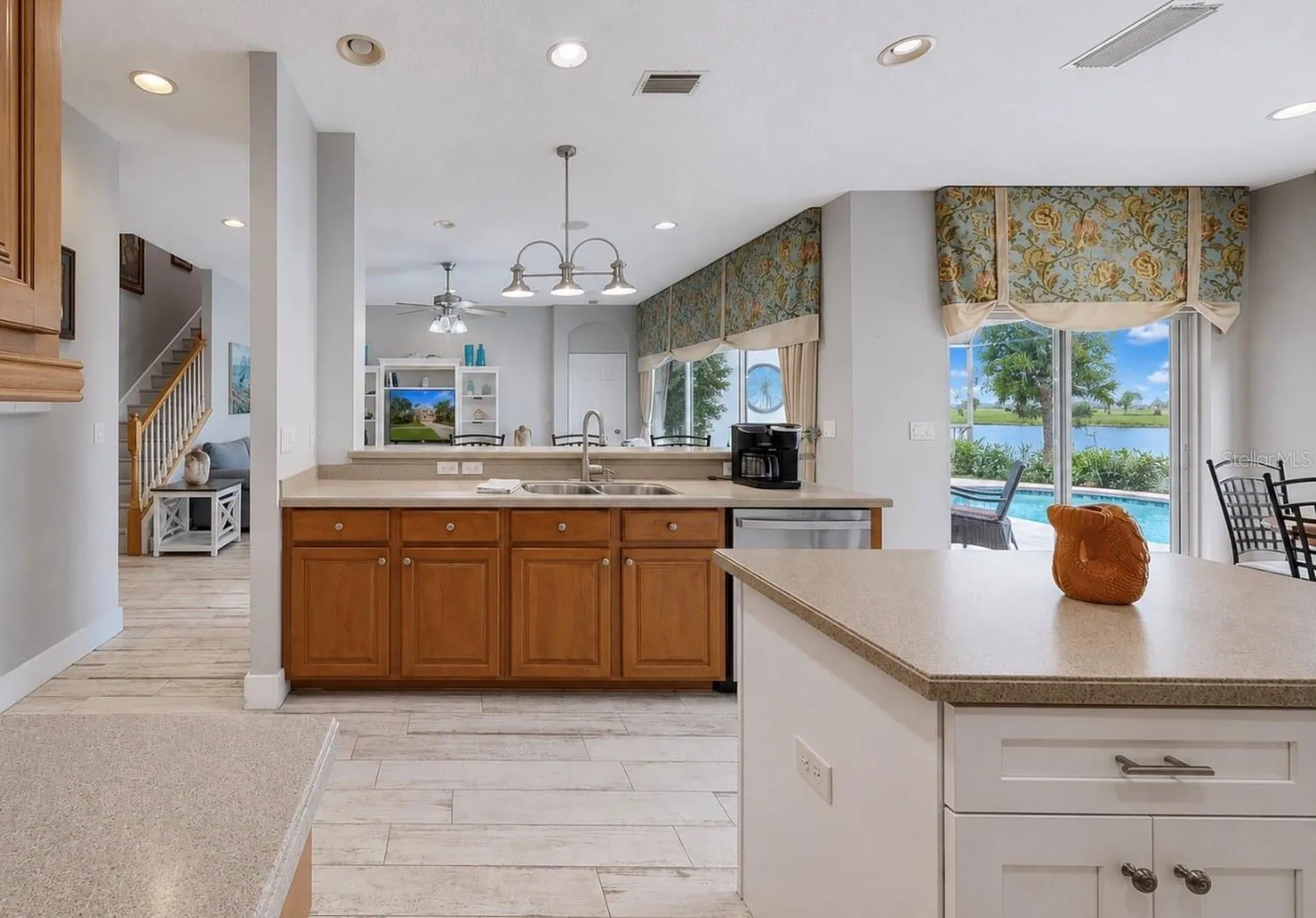 827 Seminole Sky Drive Ruskin FL 33570