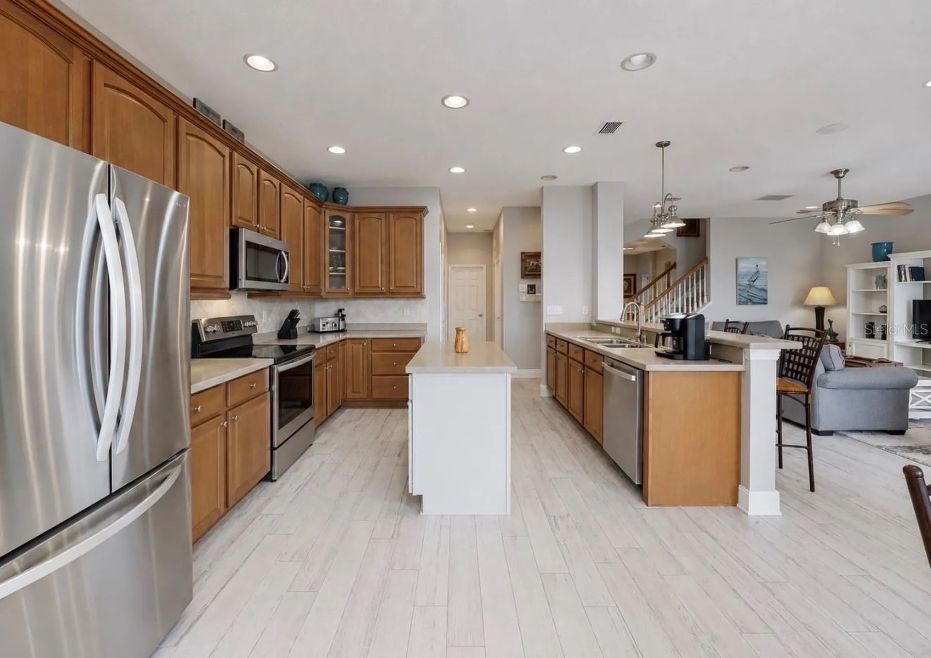 827 Seminole Sky Drive Ruskin FL 33570