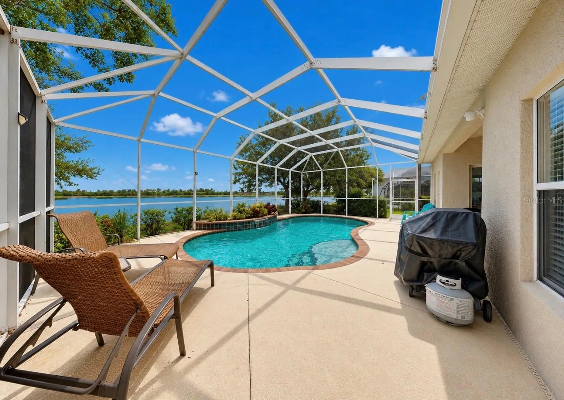 827 Seminole Sky Drive Ruskin FL 33570