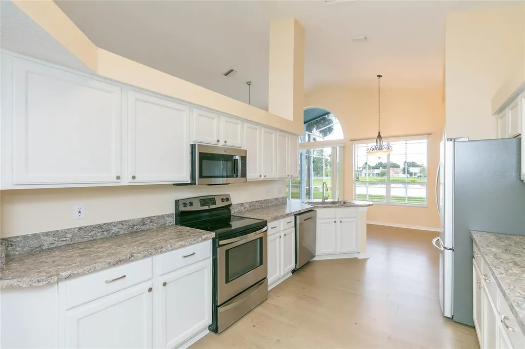 11520 Wellman Drive Riverview FL 33578