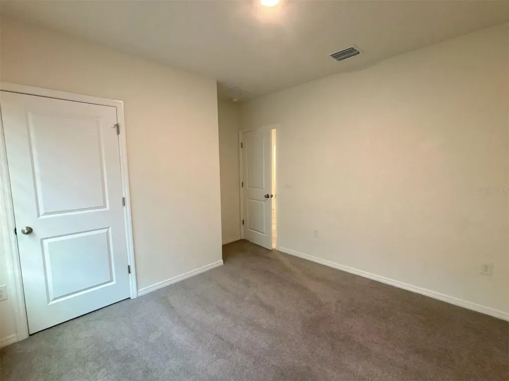 500 Hickory Course Loop Ocala FL 34472
