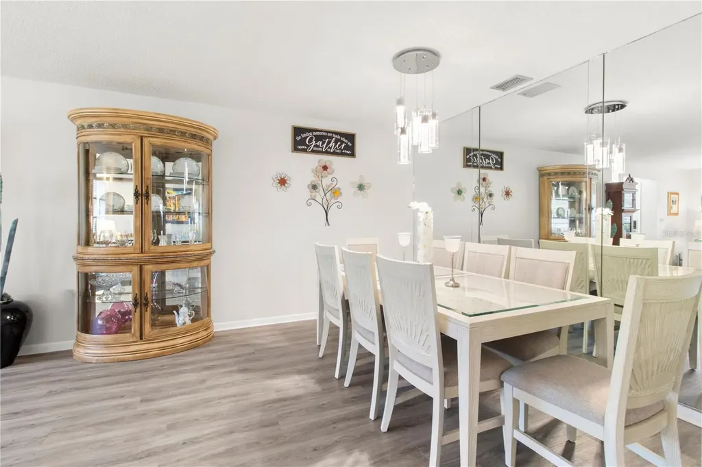 4136 Bowling Green Circle Sarasota FL 34233