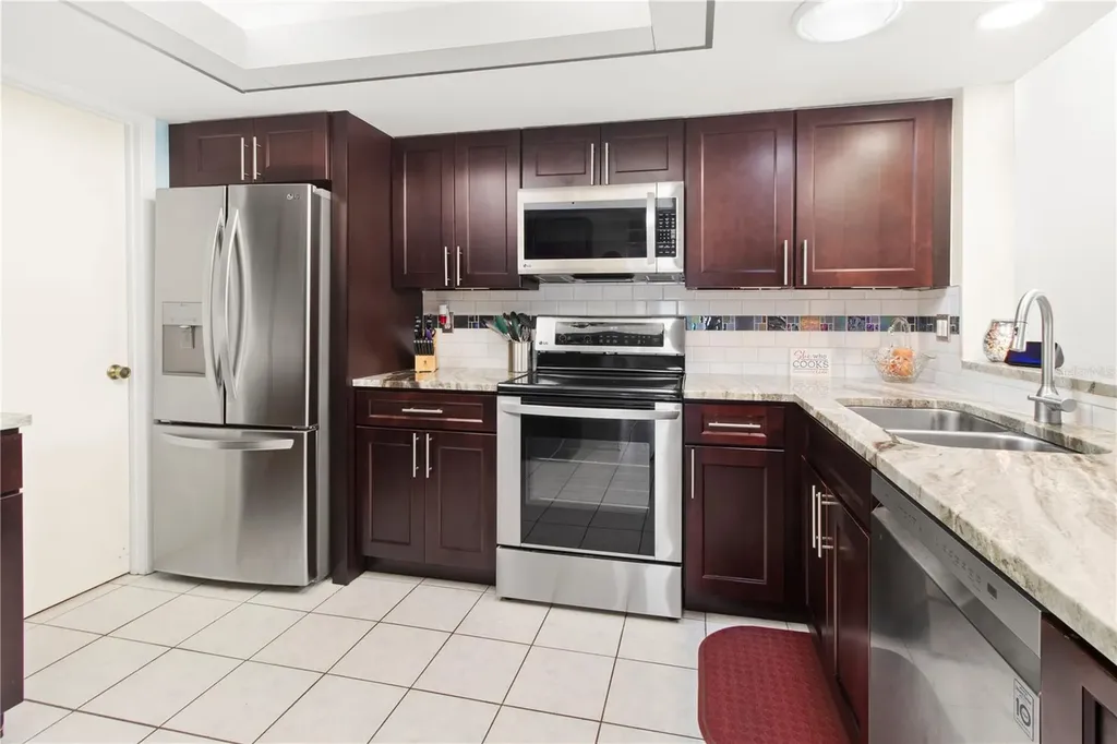 4136 Bowling Green Circle Sarasota FL 34233
