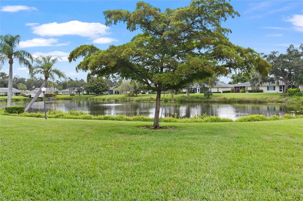 4136 Bowling Green Circle Sarasota FL 34233
