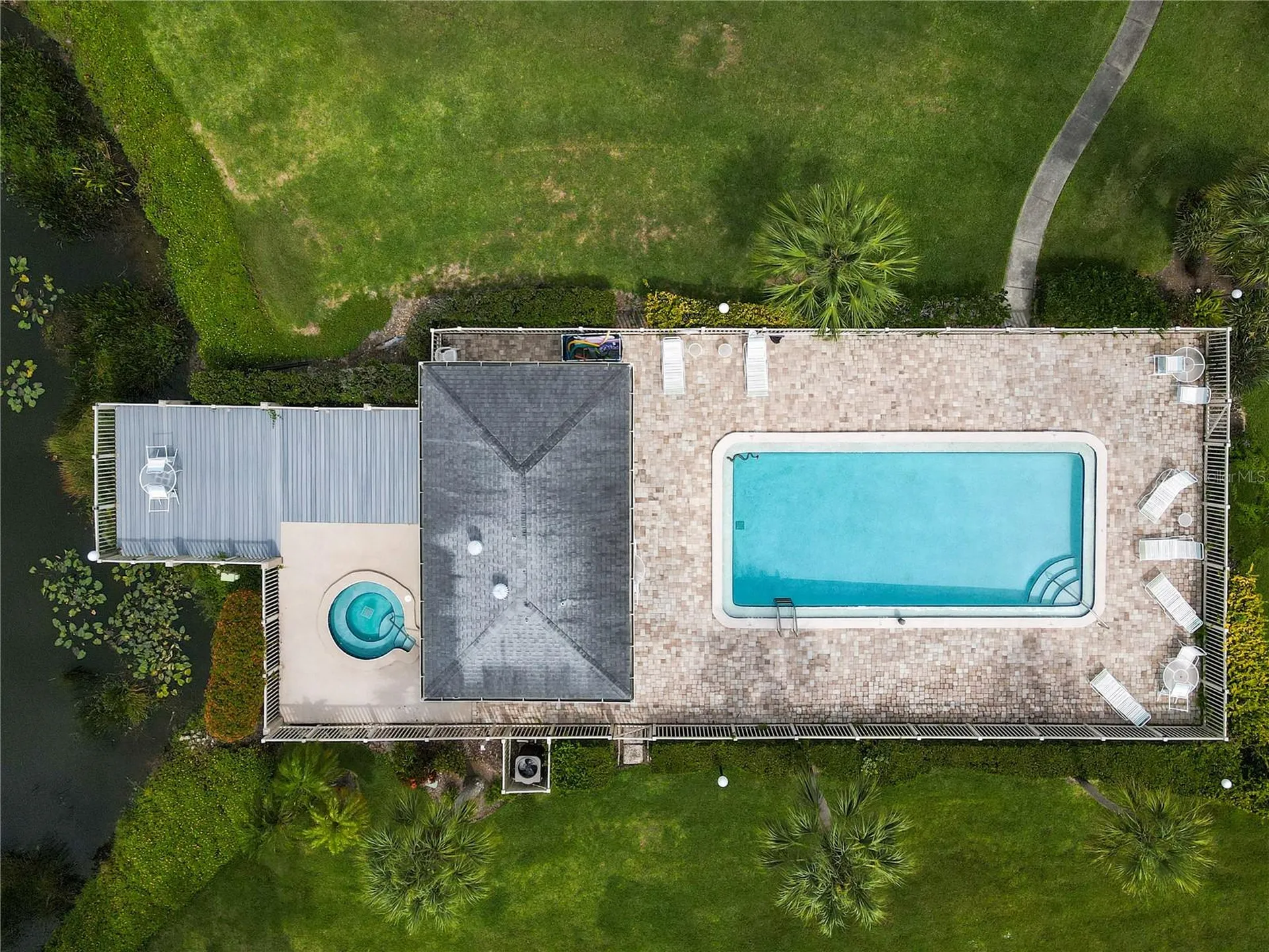 4136 Bowling Green Circle Sarasota FL 34233