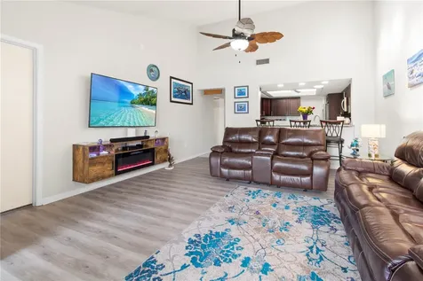 4136 Bowling Green Circle Sarasota FL 34233