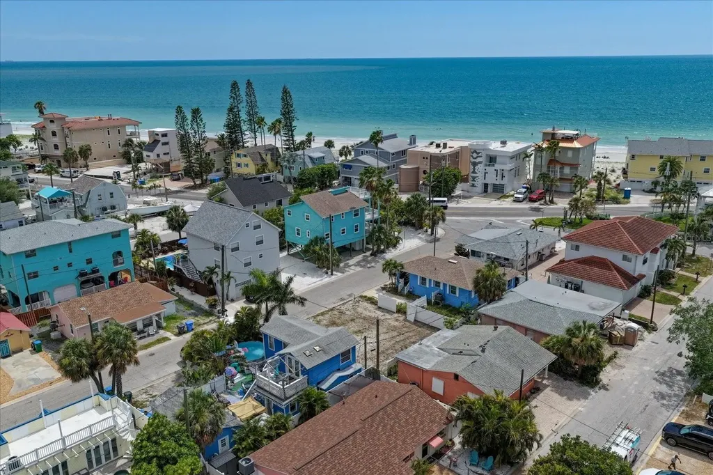 122 87th Avenue Treasure Island FL 33706