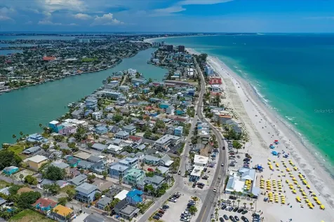 122 87th Avenue Treasure Island FL 33706