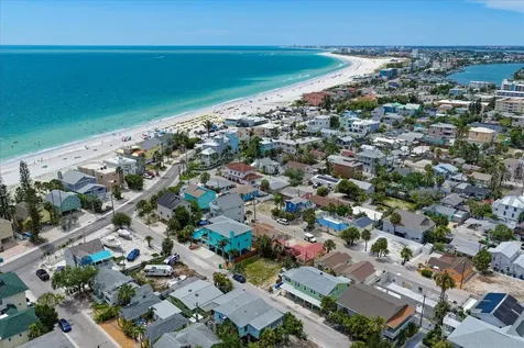 122 87th Avenue Treasure Island FL 33706