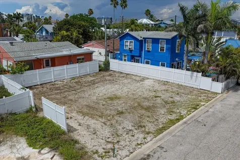 122 87th Avenue Treasure Island FL 33706