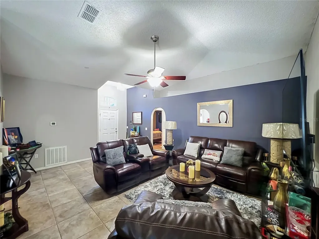 2131 Corner School Drive Orlando FL 32820