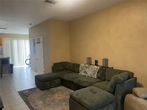 11517 Declaration Drive Tampa FL 33635