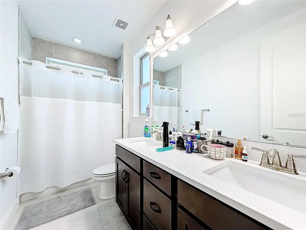 13130 Weaver Avenue Orlando FL 32832