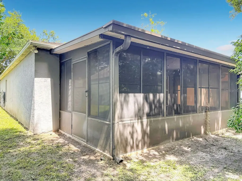 527 Dominish Estates Drive Apopka FL 32712