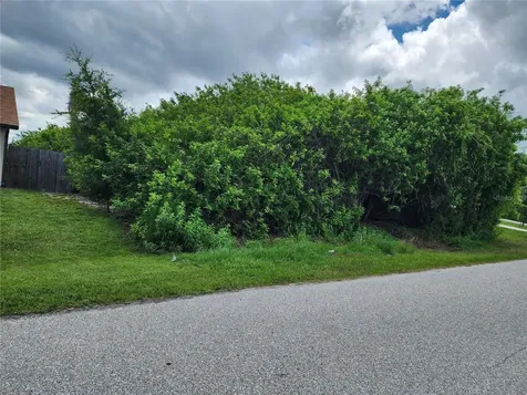 11256 Pendleton Avenue Englewood FL 34224