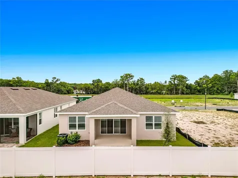 147 Waterstone Loop Tavares FL 32778