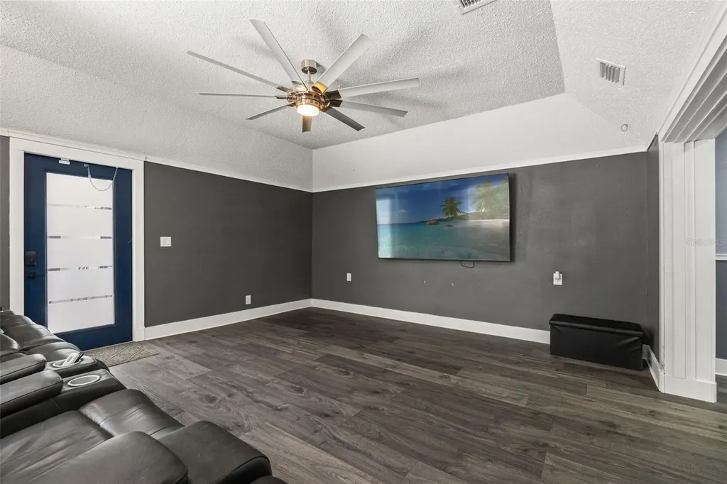 8014 N Habana Avenue Tampa FL 33614