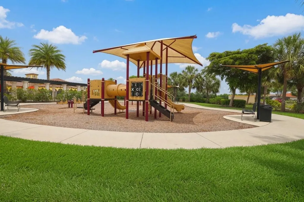 12385 Amica Loop Venice FL 34293