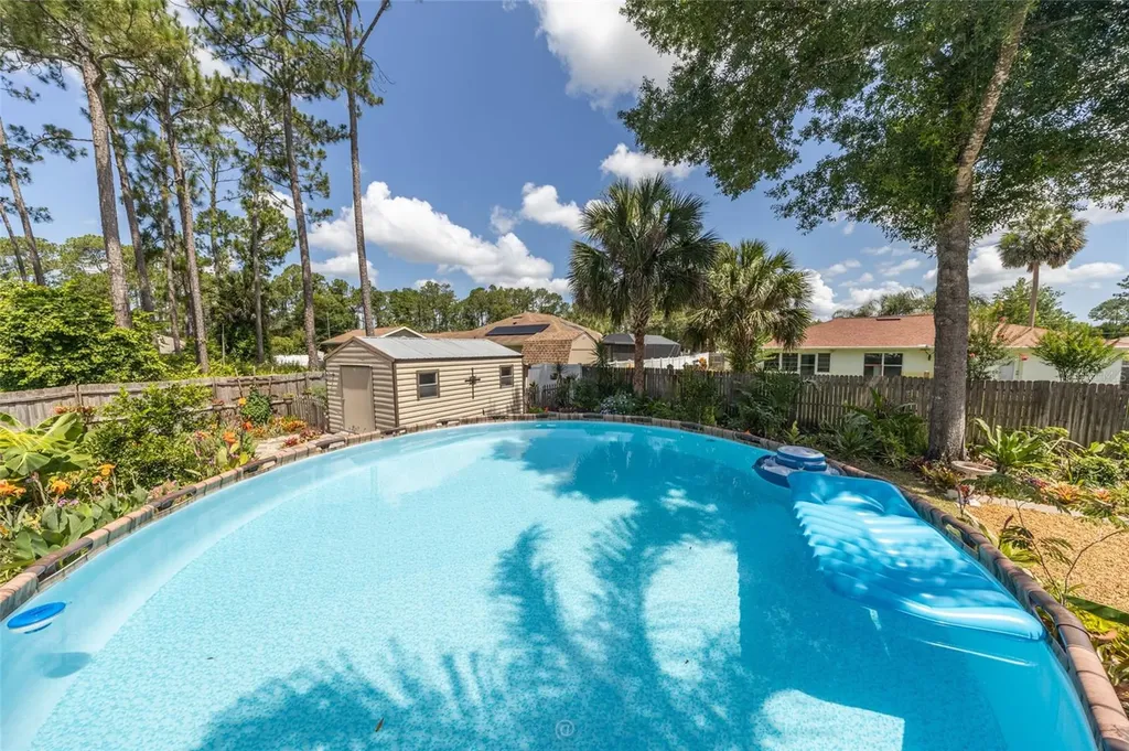 3 Poindexter Lane Palm Coast FL 32164