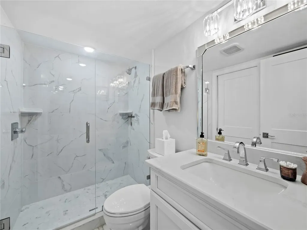 420 Beach Road Sarasota FL 34242