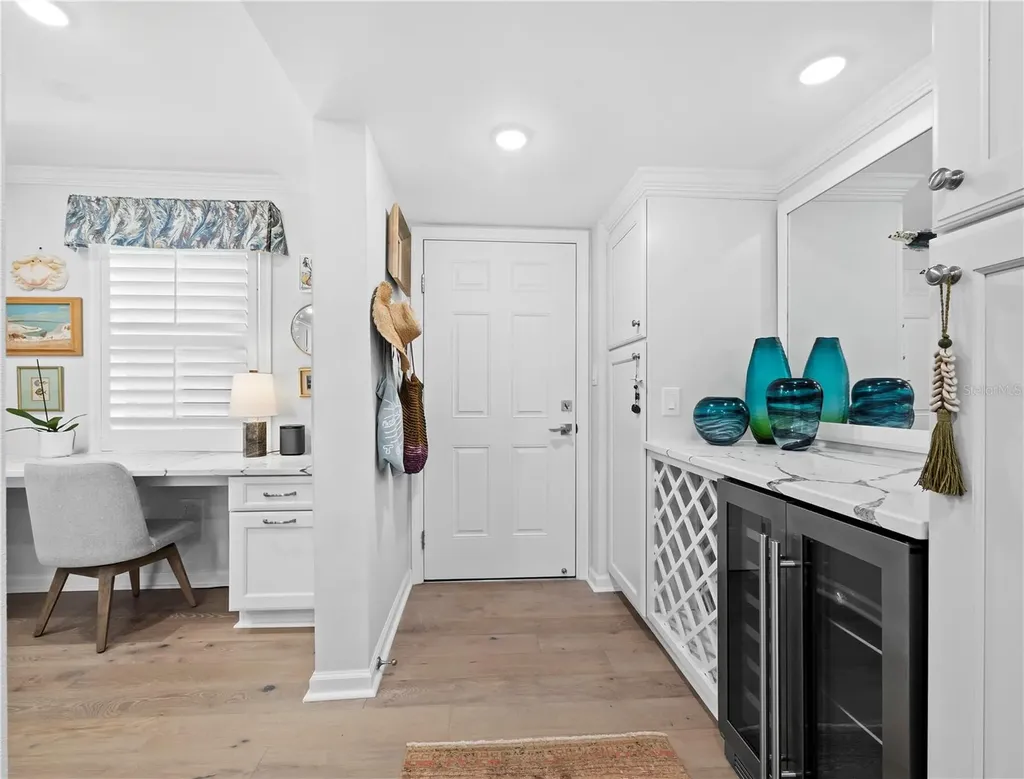 420 Beach Road Sarasota FL 34242