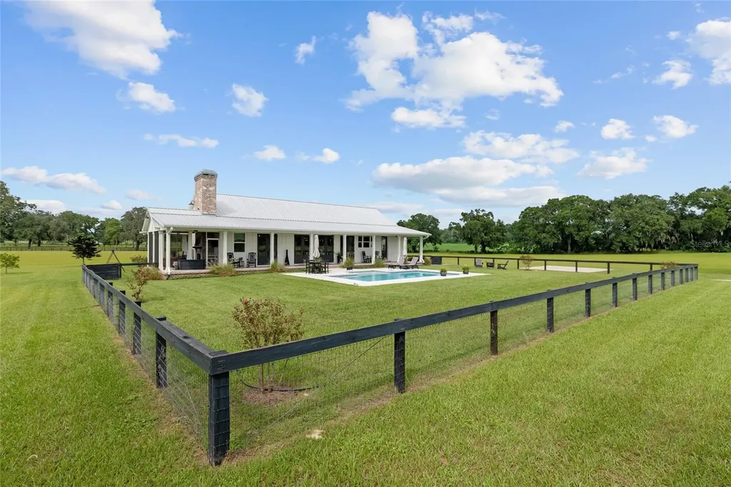 2152 NE 120th Place Anthony FL 32617
