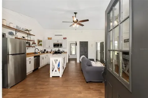 2152 NE 120th Place Anthony FL 32617