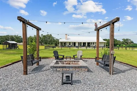 2152 NE 120th Place Anthony FL 32617