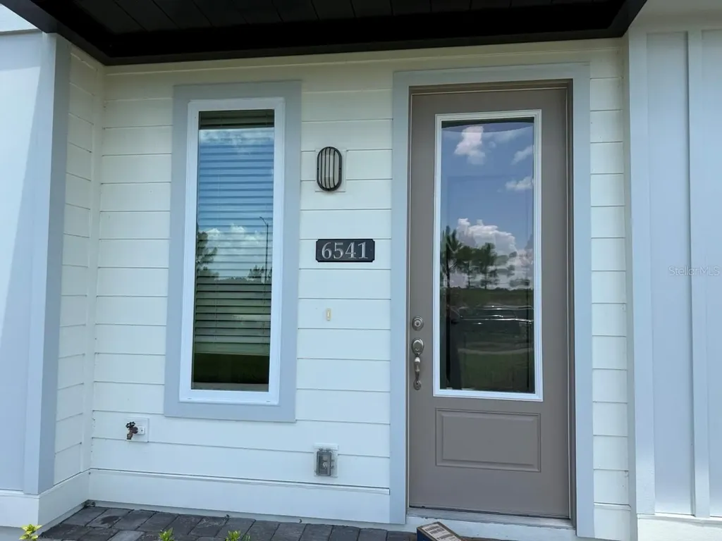 6541 Cyrils Drive St Cloud FL 34771