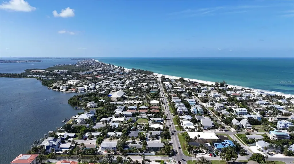 202 Peacock Lane Bradenton Beach FL 34217
