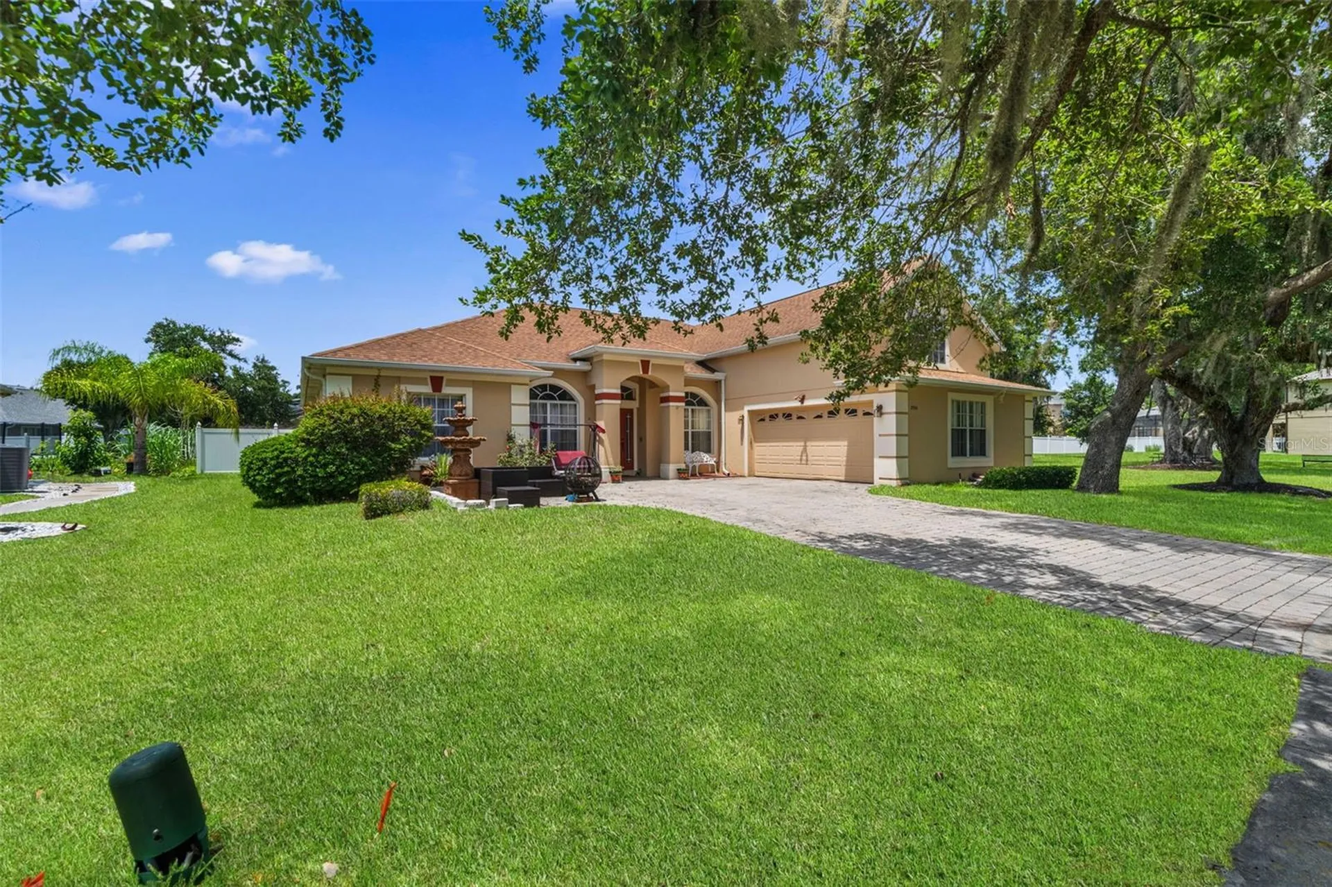 2901 Rambling Oaks Way Kissimmee FL 34746