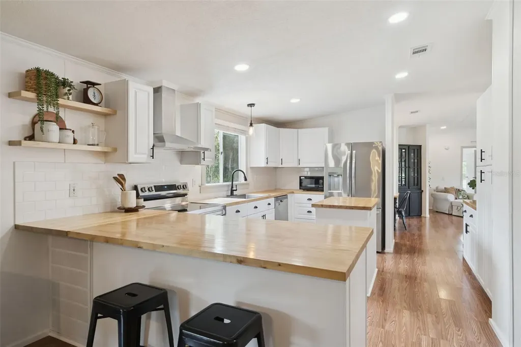 11435 S Em En El Grove Road Leesburg FL 34788
